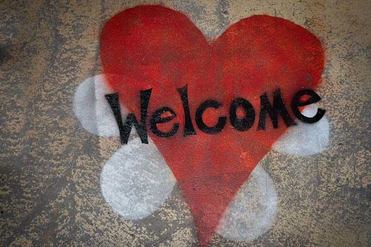 graffiti-welcome-heart Street graffiti that says welcome