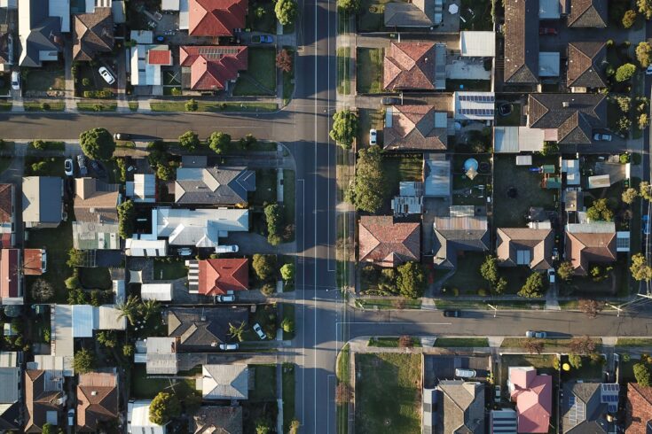 birds eye view of houses